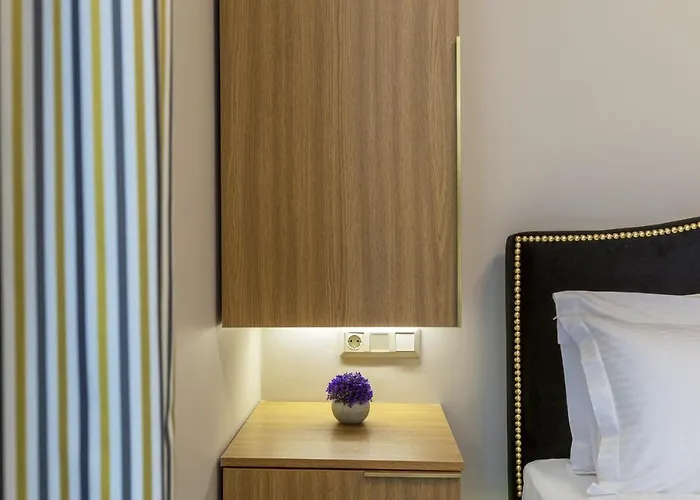 Kookaki Athens City Stay By Raise